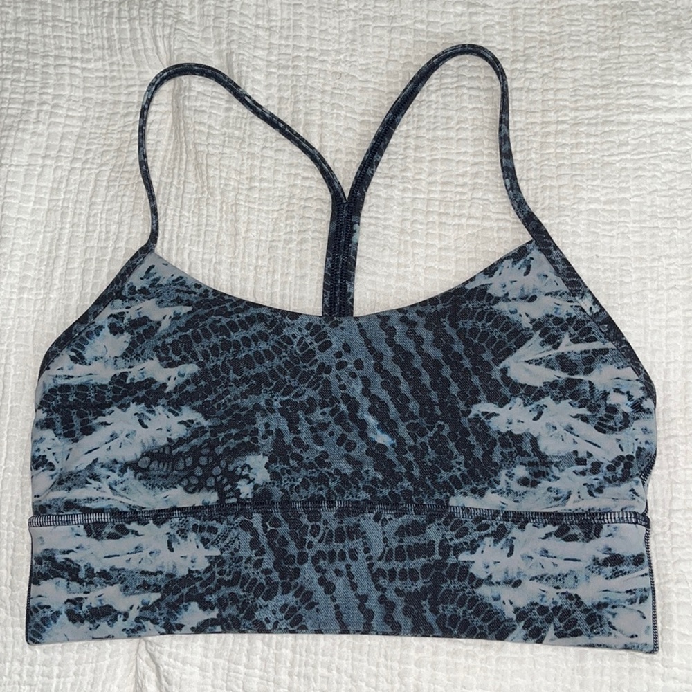 Lululemon flow Y bra longline 8